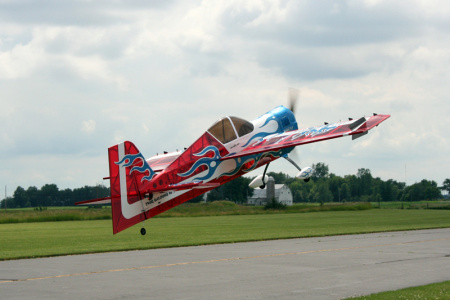 фото Самолёт радиоуправляемый Precision Aerobatics Addiction XL 1500мм KIT (красный)