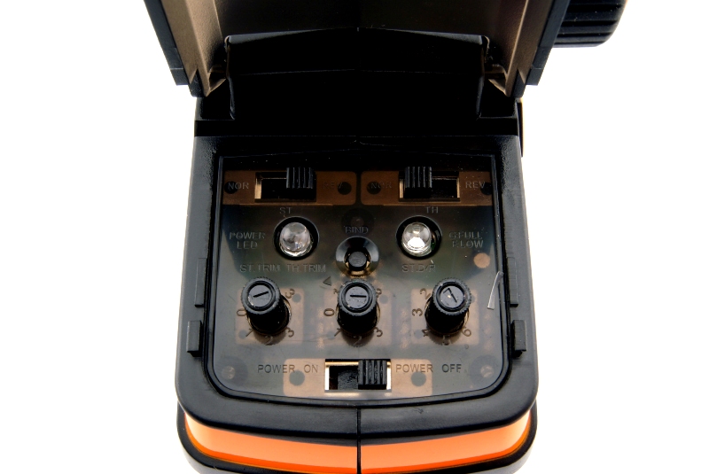 фото Пульт управления 2-канальный FlySky FS-GT2 AFHDS с приёмником GR3E